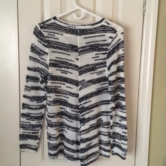 Sweater - Picture 2 of 3